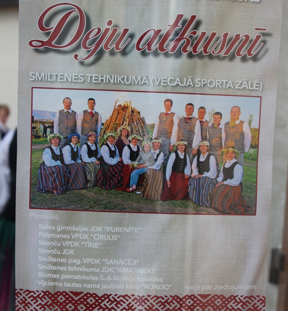 "Deju atkusnī" Smiltenes tehnikumā