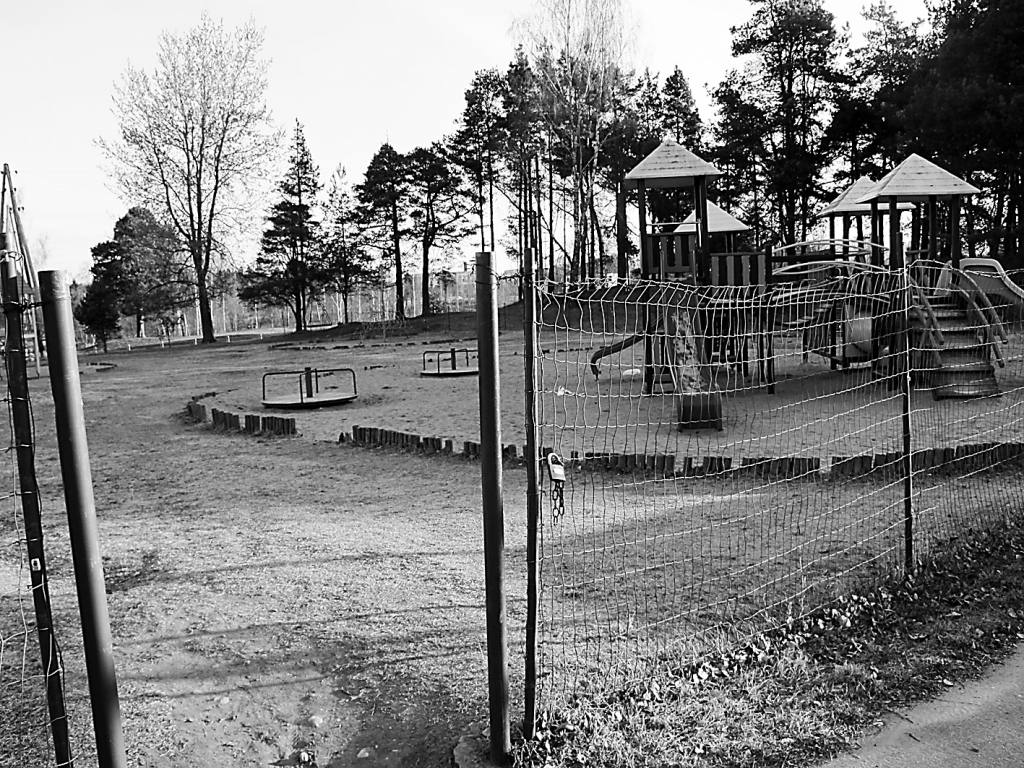 Iesaka uzfrišināt rotaļlaukumu