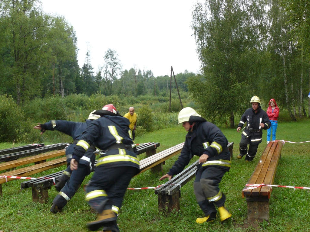 Draudzības spēlēs Jeberlejā sacenšas ugunsdzēsēju posteņi