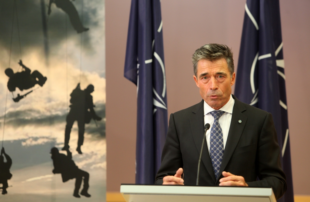 papildināts (18:42) - Rasmusens: NATO palielinās klātbūtni Austrumeiropā