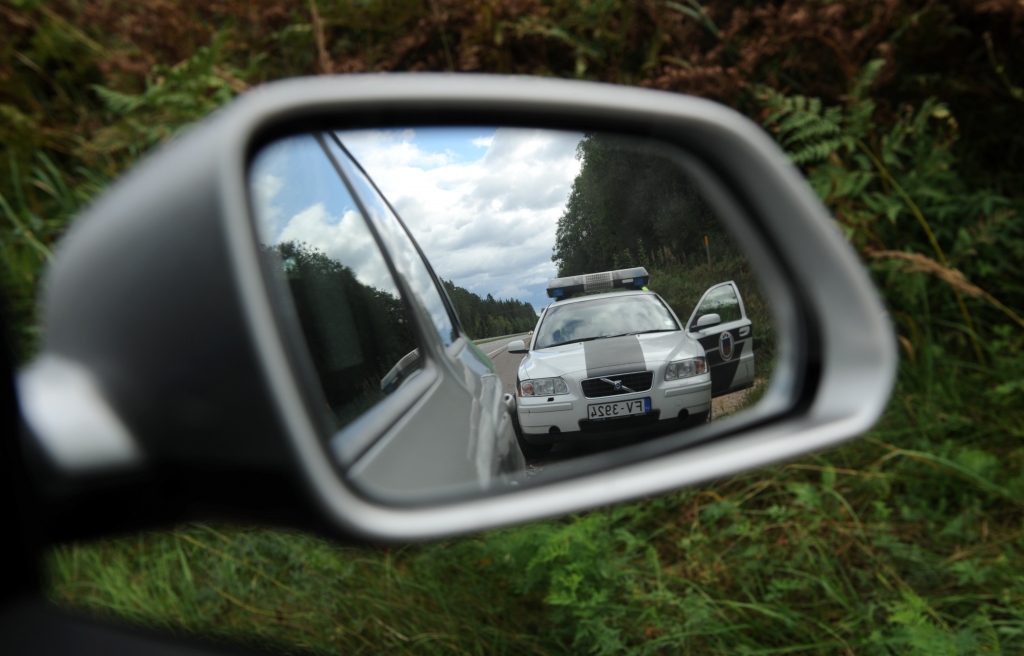 Policija neapstiprina, ka ukraiņu meitene Jelgavā piekauta valodas atšķirības dēļ