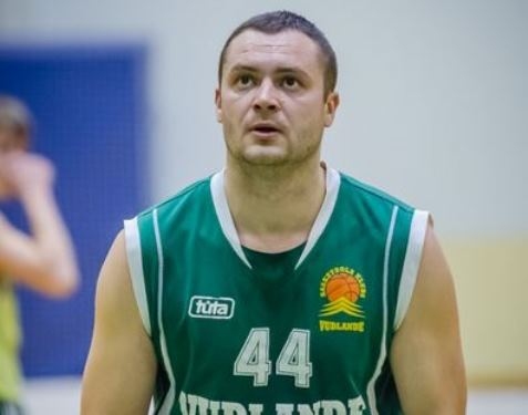 Aizraujošas cīņas Smiltenes novada basketbola čempionāta otrajā kārtā (Precizēts!)