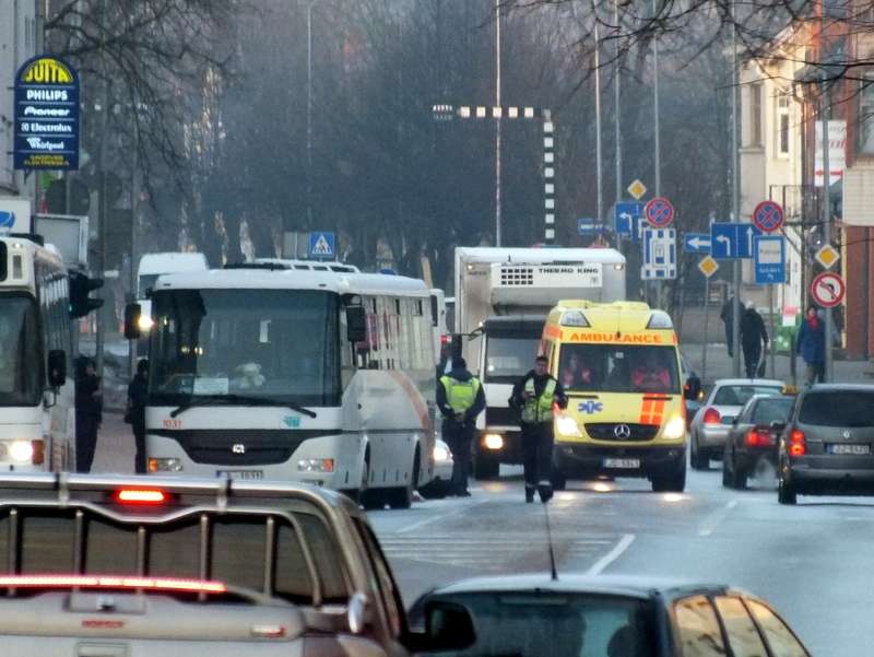 Valmierā šorīt traģiska autoavārija