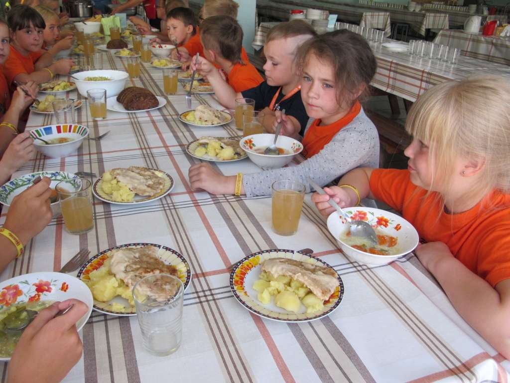 Valkas novada bērni izbauda ziedošo un dziedošo Rīgu 