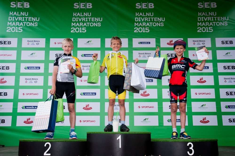 Smiltenes BJSS riteņbraukšanas nodaļas audzēkņi aizvada SEB MTB posmu