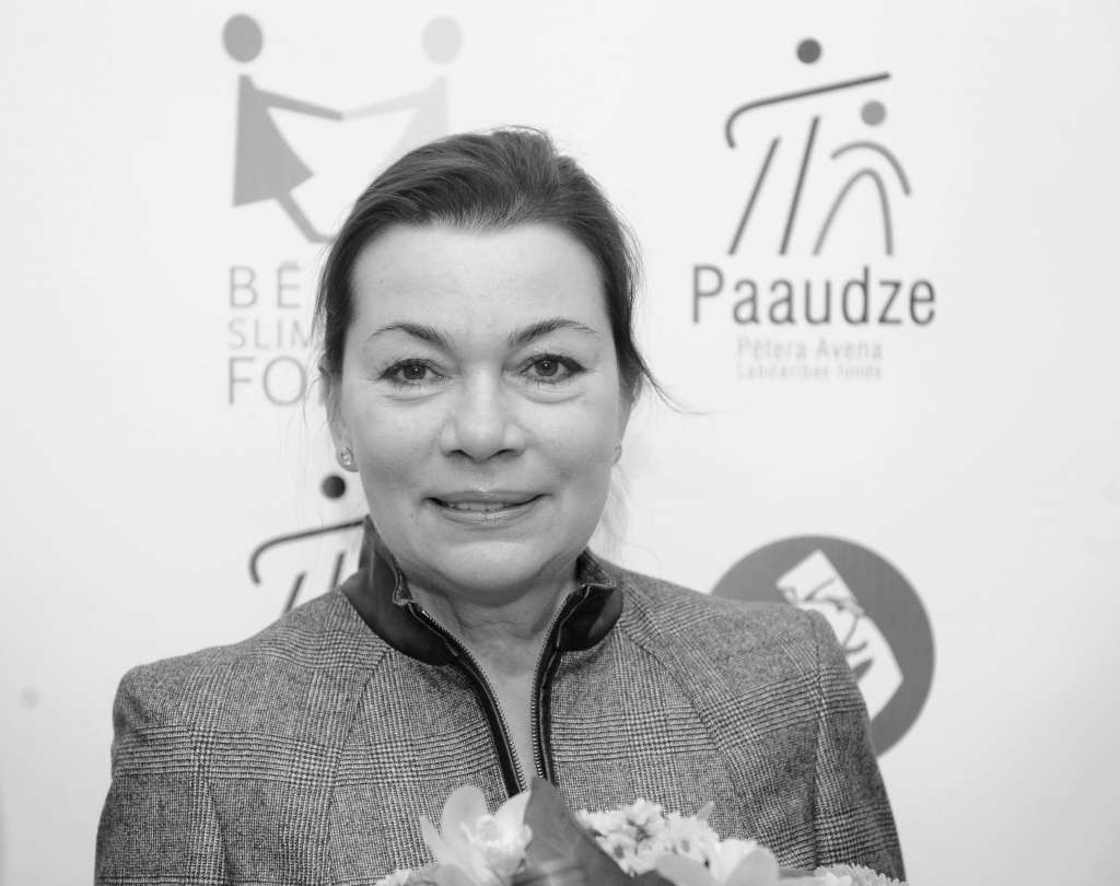 Mūžībā aizgājusi mecenāte Jeļena Avena