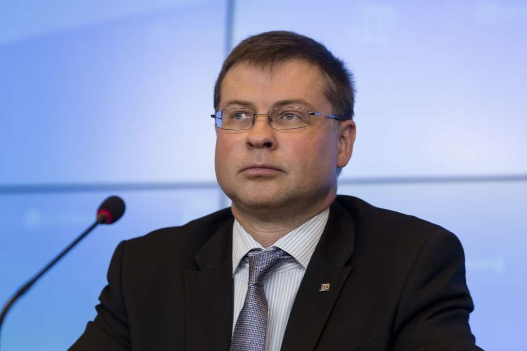 Dombrovskis: Eiropas Savienības monetārā savienība kļūst stiprāka