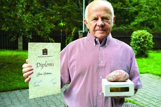 Eksperts: Nav kauns par pēdējā desmitgadē būvētajiem ceļiem