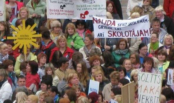LIZDA lūdz pašvaldības atbalstīt streikojošos pedagogus
