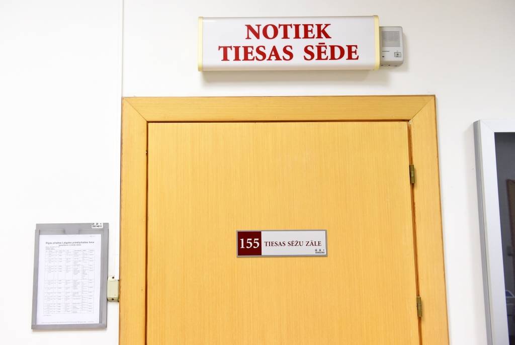 Koknesē aizturētais vīrietis atzinis savu vainu seksuālā vardarbībā pret zīdaini 