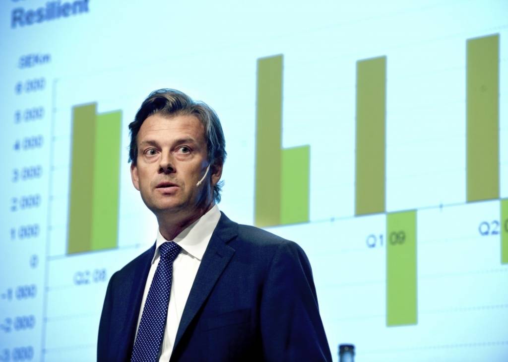 Zviedrijas Swedbank atlaiž vadītāju