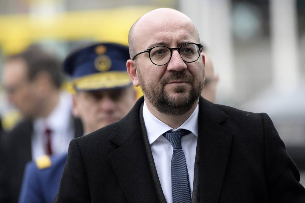 Beļģijas premjers noraida iekšlietu un tieslietu ministru demisiju