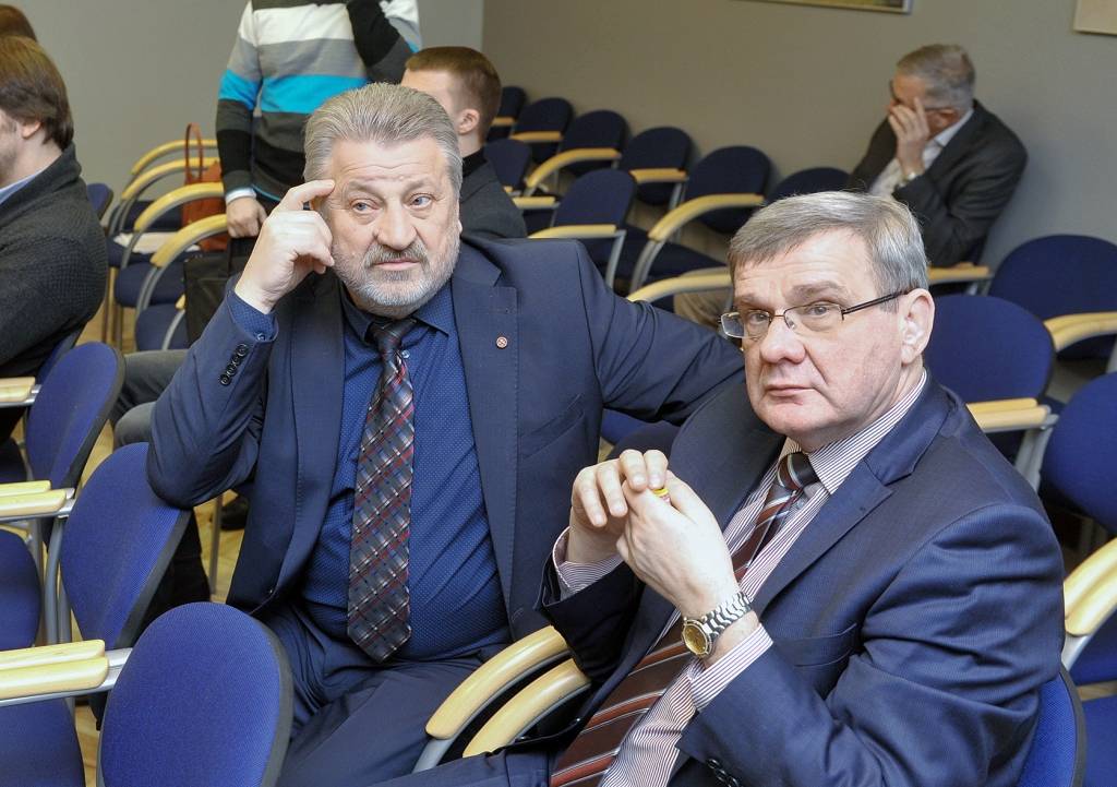 Vienotības draugi apjukuši