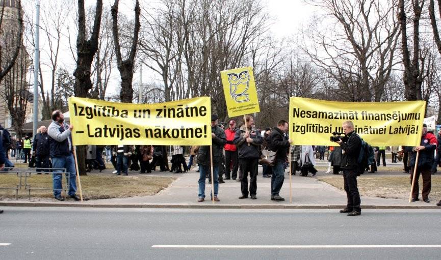 Paredz lielāku skolēnu skaitu uz vienu skolotāju