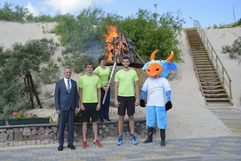 Iedegta Latvijas IV olimpiādes lāpa