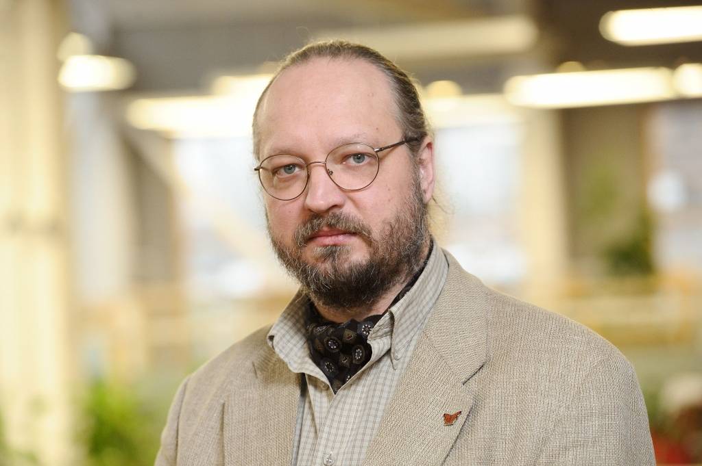 DB viedoklis: Ceļā uz izniekotu puču