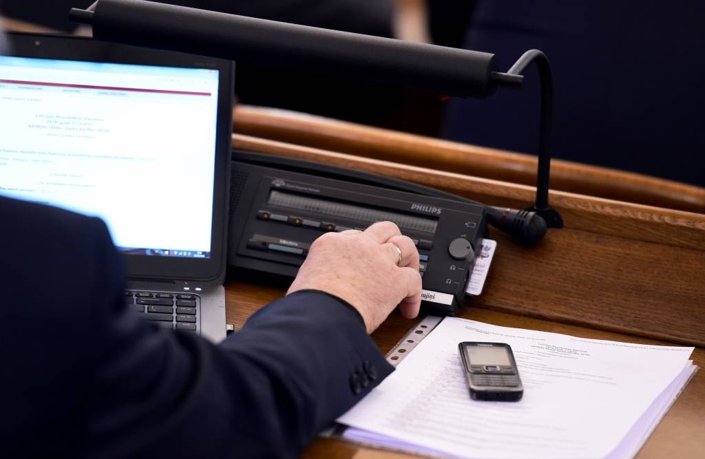 Politiķiem līdz sekmīgai atzīmei pietrūkst