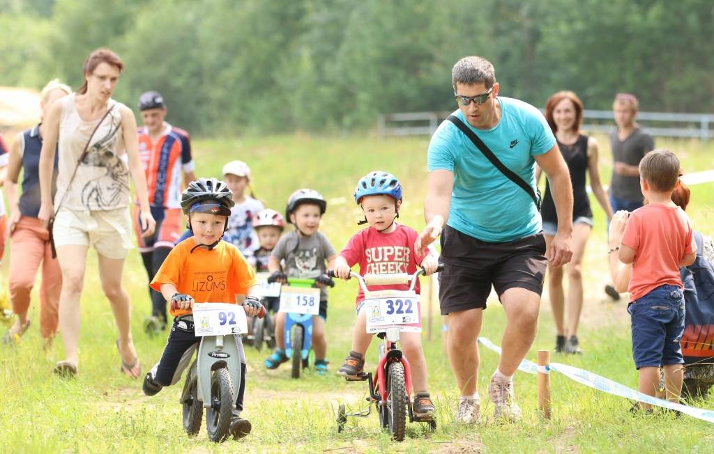 Vivus.lv MTB maratona 5. posma jaunākie censoņi fotogrāfijās