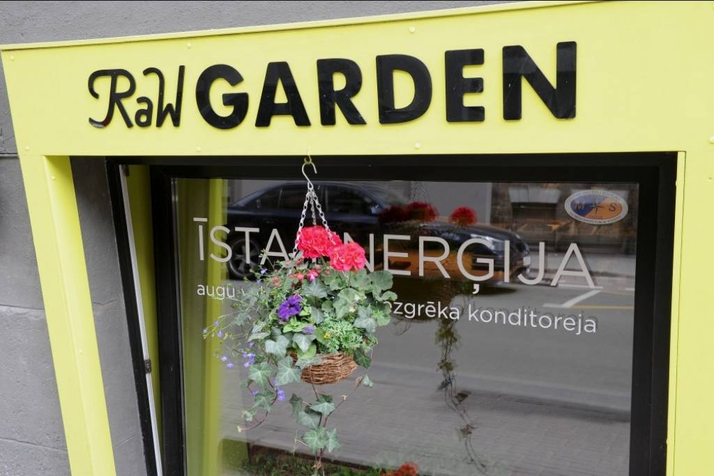 Naktī no restorāna Raw Garden nozagta nauda