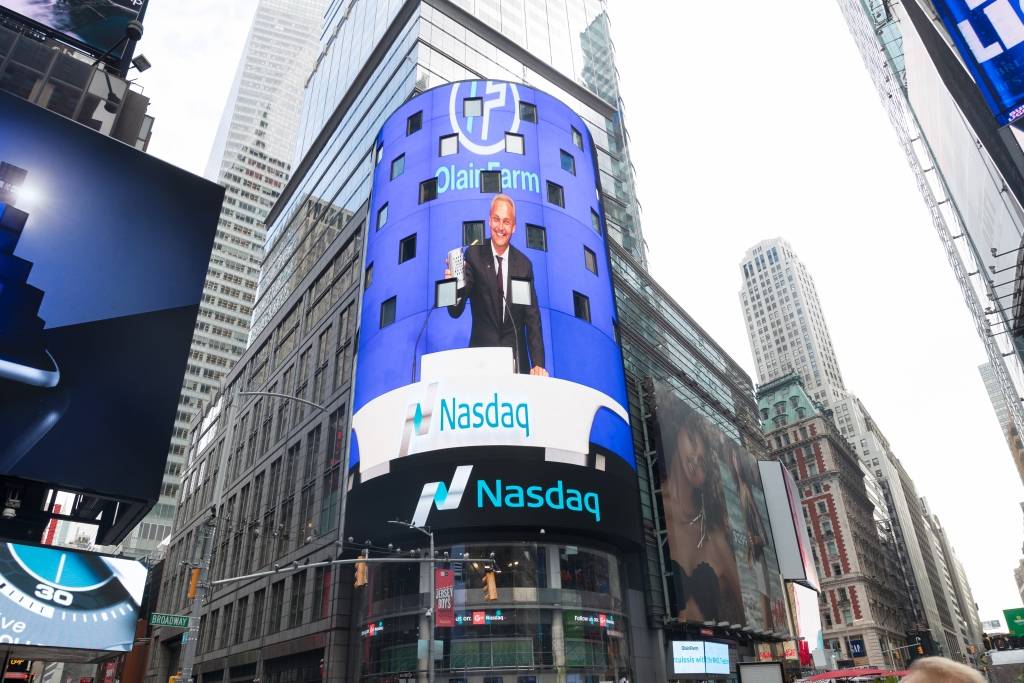 FOTO: Olainfarm noslēdz tirdzniecības sesiju Nasdaq MarketSite studijā Taimskvērā