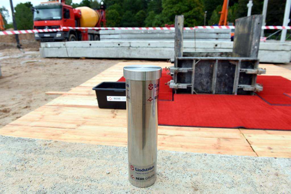 FOTO: Jaunā Lindström darba tērpu ražošanas fabrika tiks nodota ekspluatācijā 2017. gada sākumā