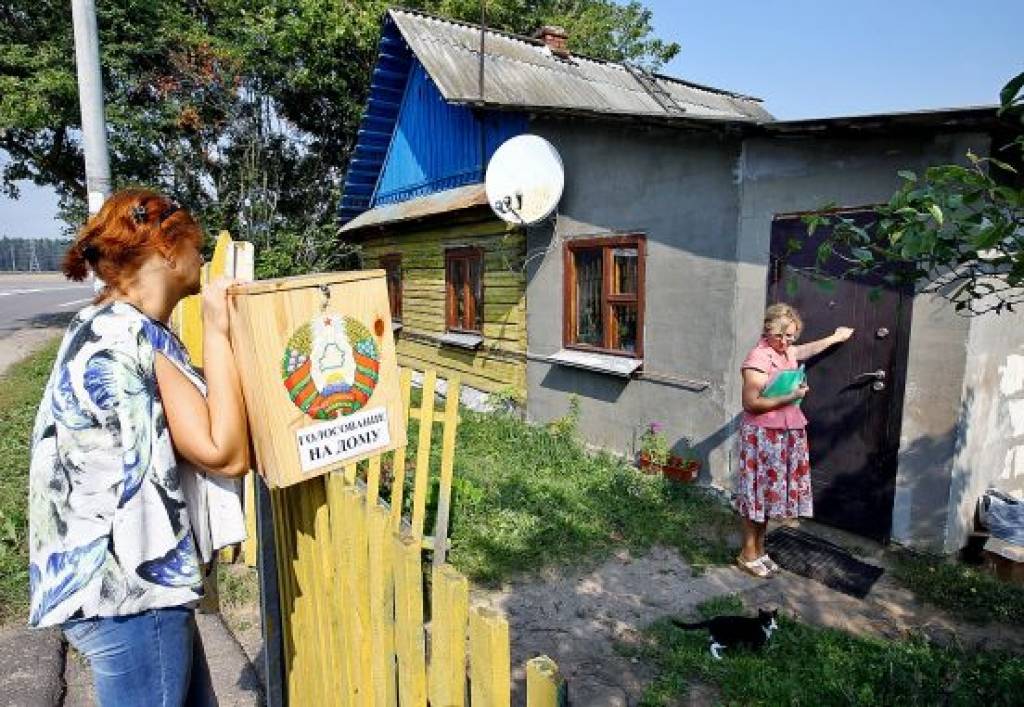 Lukašenko cenšas iegūt Rietumu labvēlību