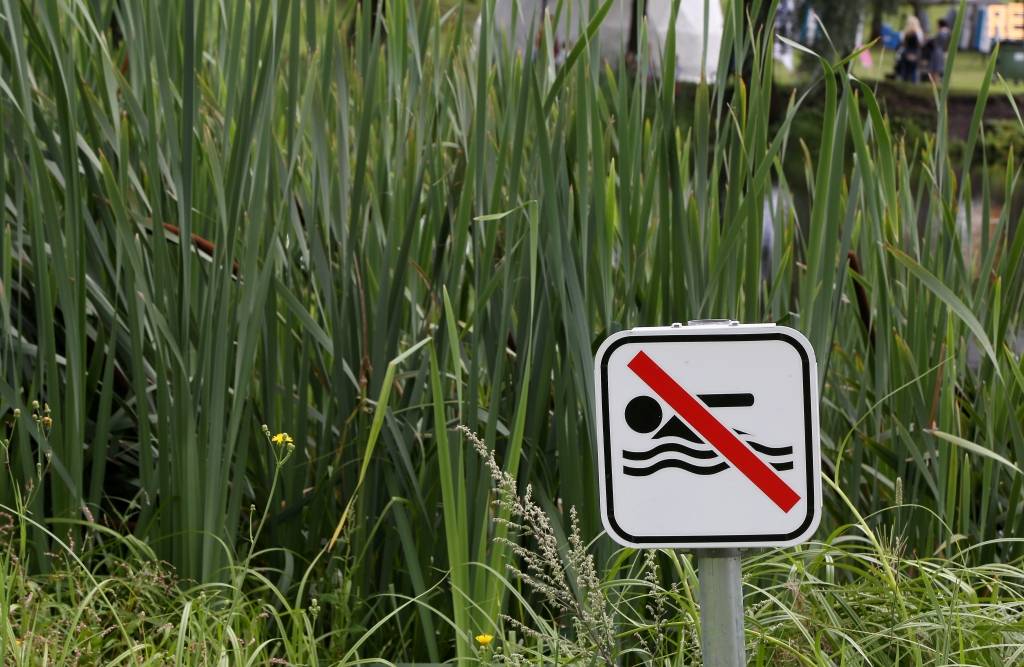 Rīgā no noslīkšanas izglābts bez uzraudzības atstāts bērns