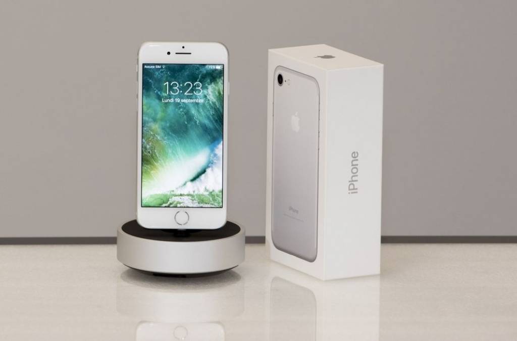 Papildināts - Pētījums: cik izmaksā viena iPhone 7  saražošana