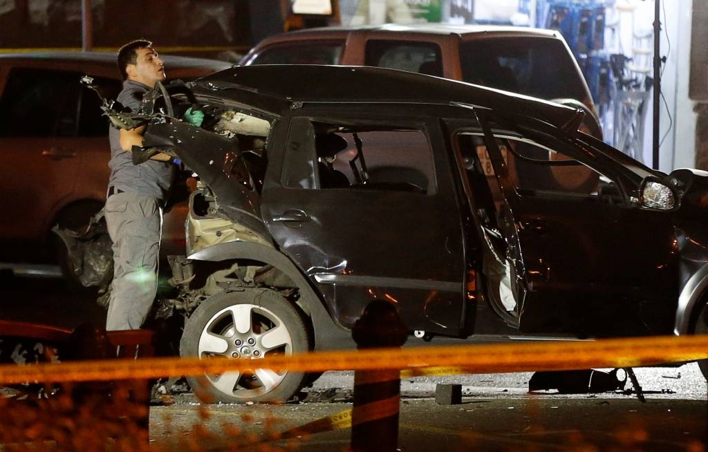 Tbilisi uzspridzināts opozīcijas politiķa auto