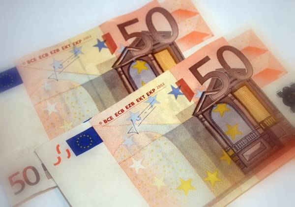 Informatīvo norāžu staba “Čiekurs” uzstādīšana Vijciemā