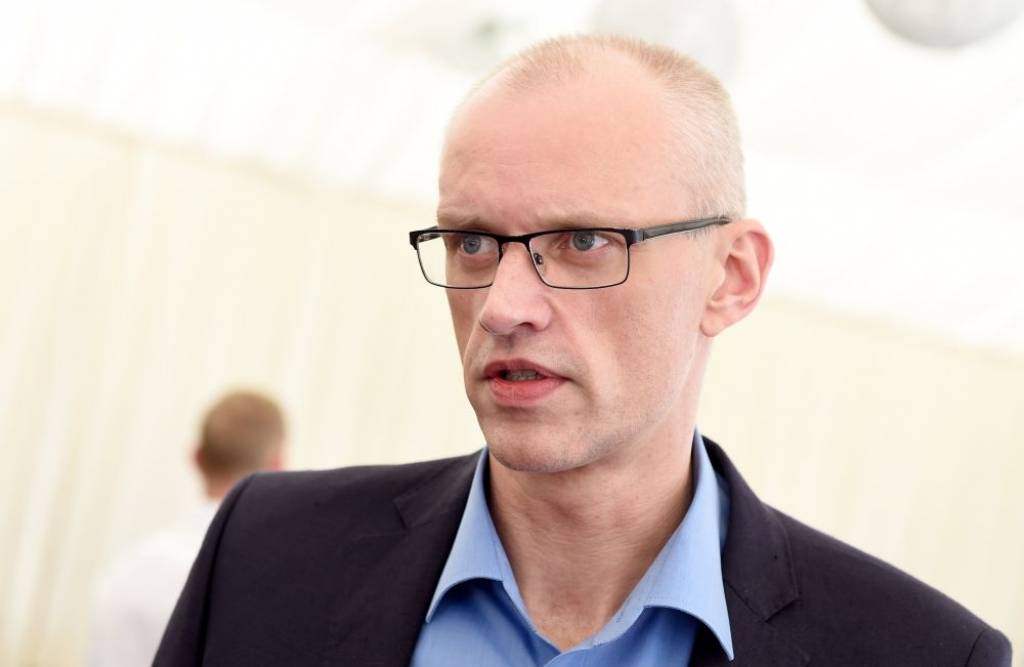 Truksnim un Raitumam piemēro aizdomās turēto statusu KNAB sāktajā kriminālprocesā; Jūrmalas mēra amatu ieņemt neliedz