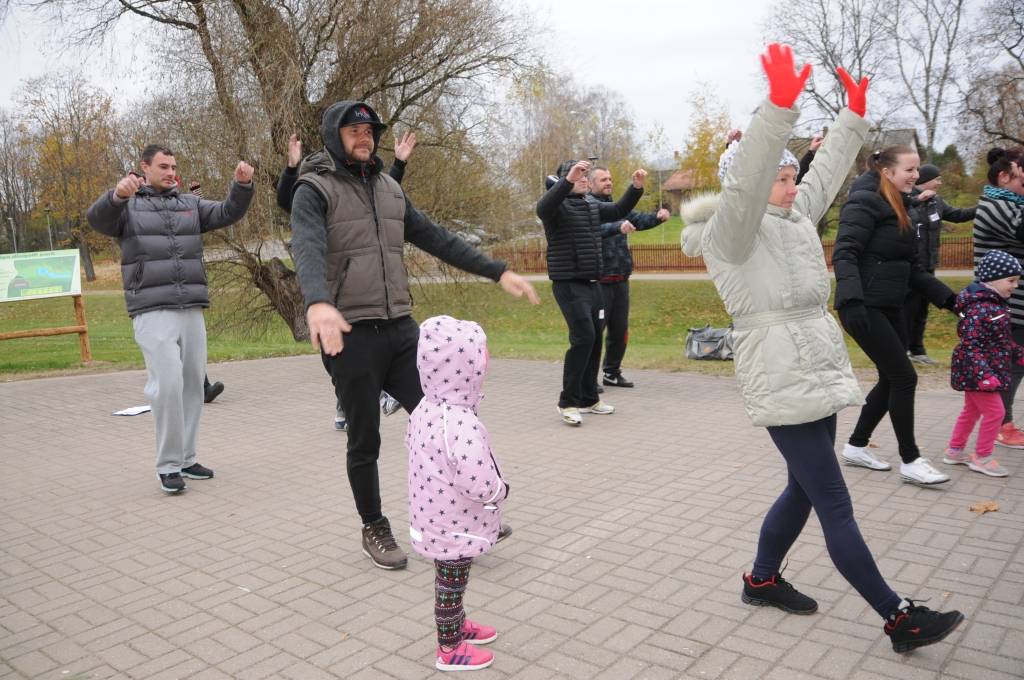 Valkas un Valgas pilsētas uzņēmēju sporta dienā uzvar draudzība