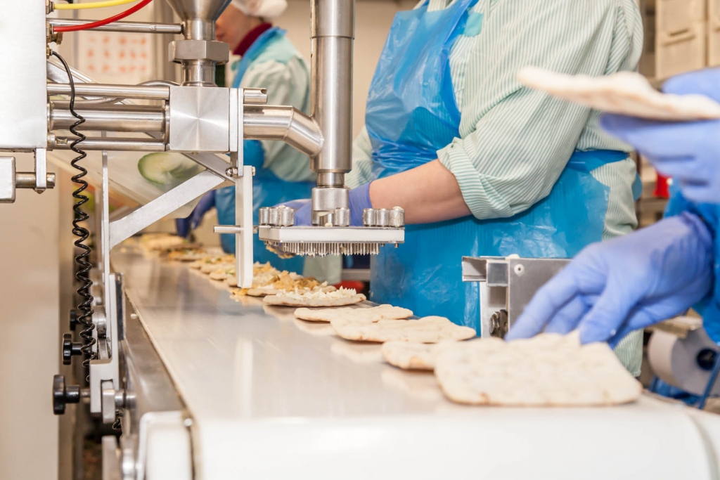 Orkla Confectionery & Snacks Latvija investē pusmiljonu eiro jaunās telpās gatavo maltīšu ražošanai