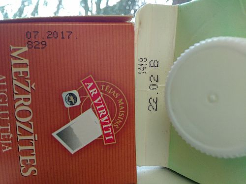 Papildināts - ELVI un Maxima komentē ieceri tirgot pārtiku, kurai beidzies derīguma termiņš