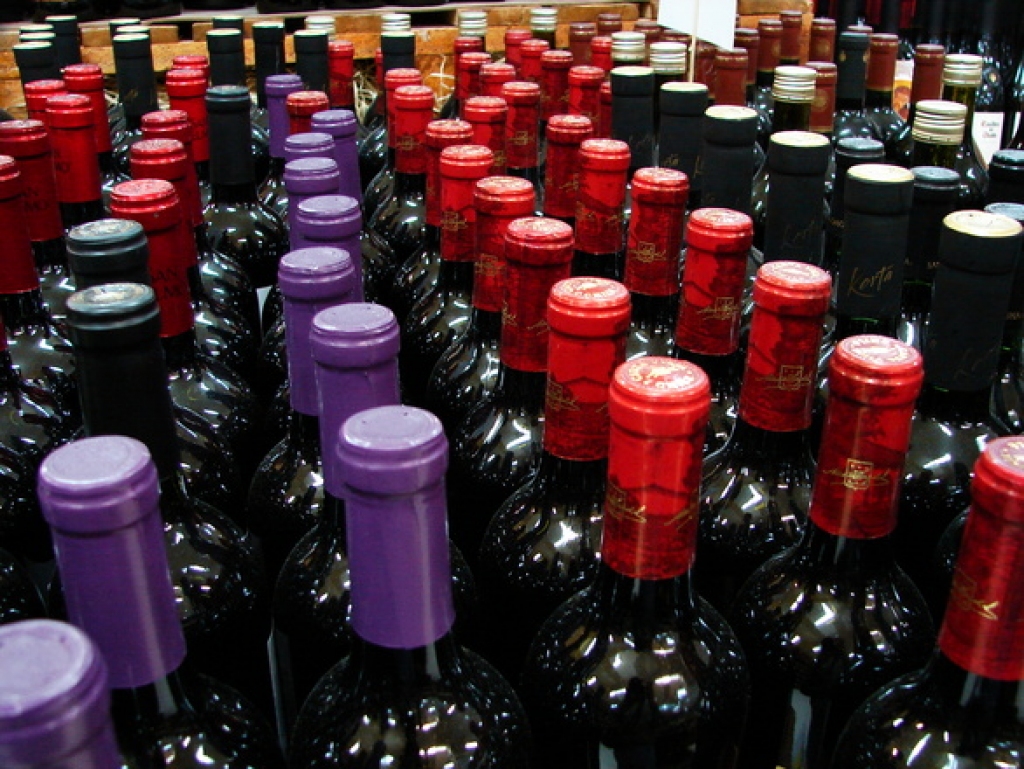Latvijas budžets no Igaunijas alkohola pircējiem pērn ieguvis 8,5 miljonus eiro