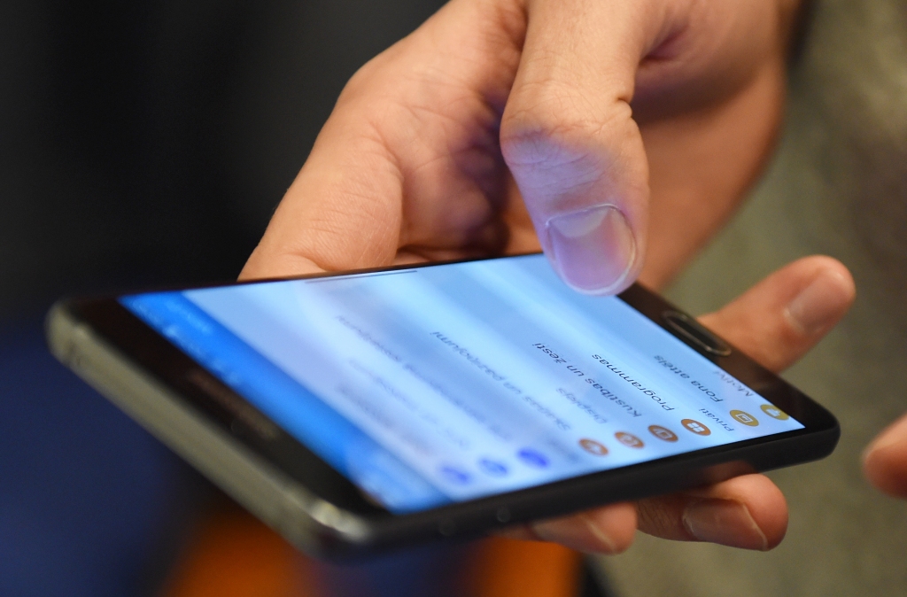 Eksperts: Pat Rīgā ir vietas, kur nav pieejams normāla ātruma internets