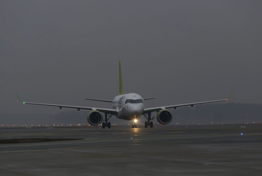 Lidojumi uz Liepāju: Nav izslēgts politisks spiediens uz AirBaltic