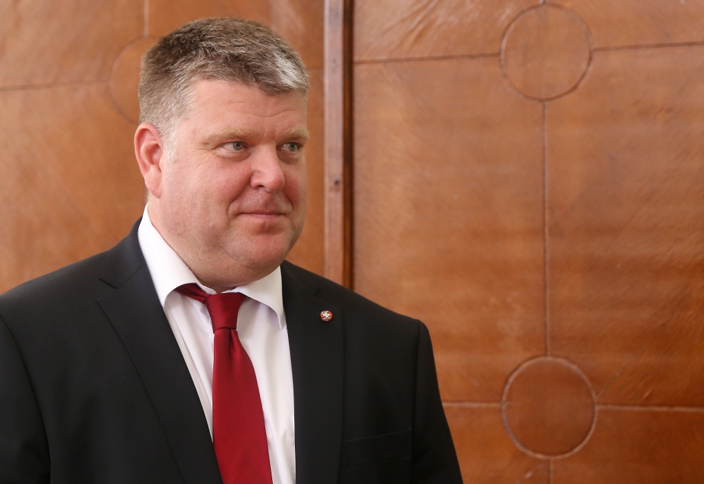 Premjeram padomus dos arī Sakret vadītājs Vanags