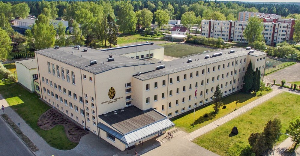 Divu skolu un dienesta viesnīcas atjaunošana Valmierā varētu izmaksāt teju 10 miljonus eiro