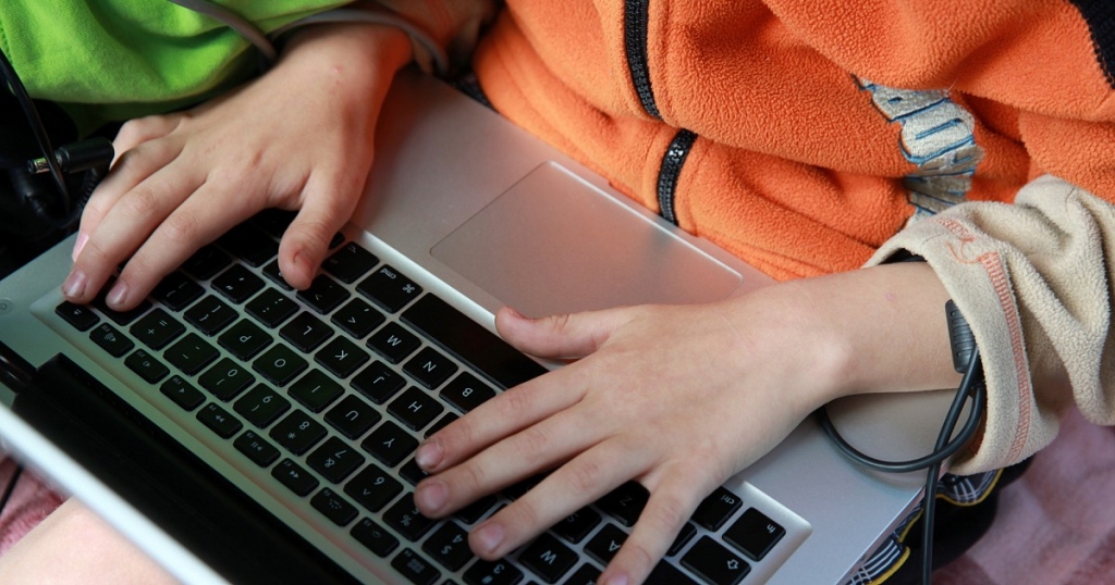 Aptauja: 79% skolēnu labprāt padziļināti apgūtu programmēšanu