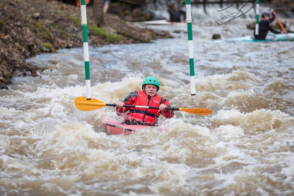 Smiltenes novada gada balvas sportā balsojumu vadībā Agnis Apse un airēšanas slaloms 