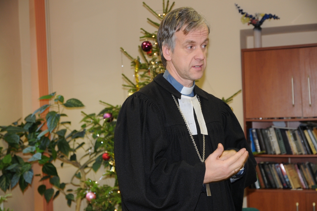 Ar mīlestību – pie cilvēkiem