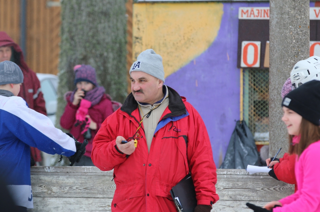 Ziemas sporta diena Vijciemā ļauj justies priecīgiem
