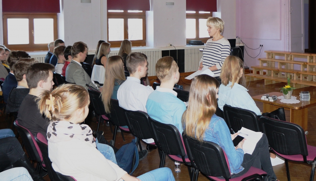 Smiltenes vidusskolas skolēnu zināšanu bagātināšanai- pētnieciskie darbi