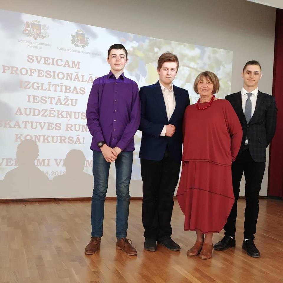 Saņemti pirmās un otrās pakāpes diplomi