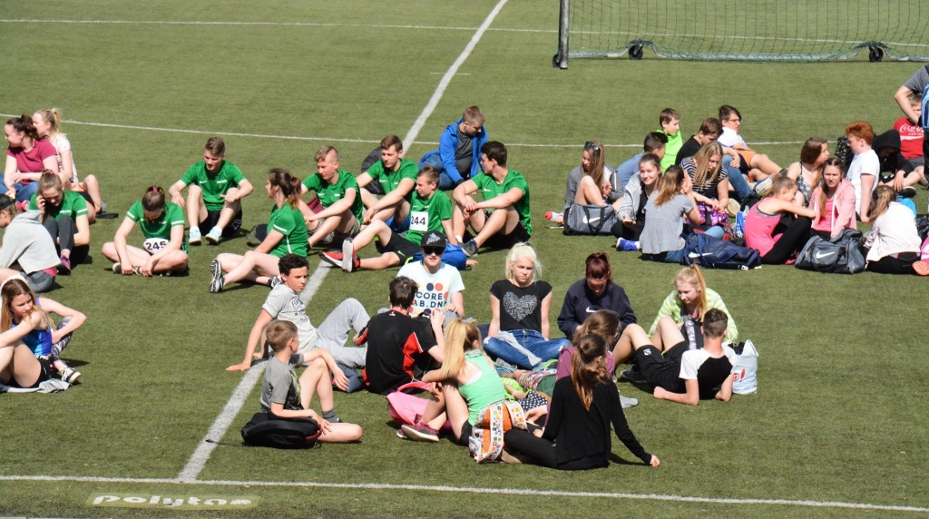 Sacenšas skolu sportisti