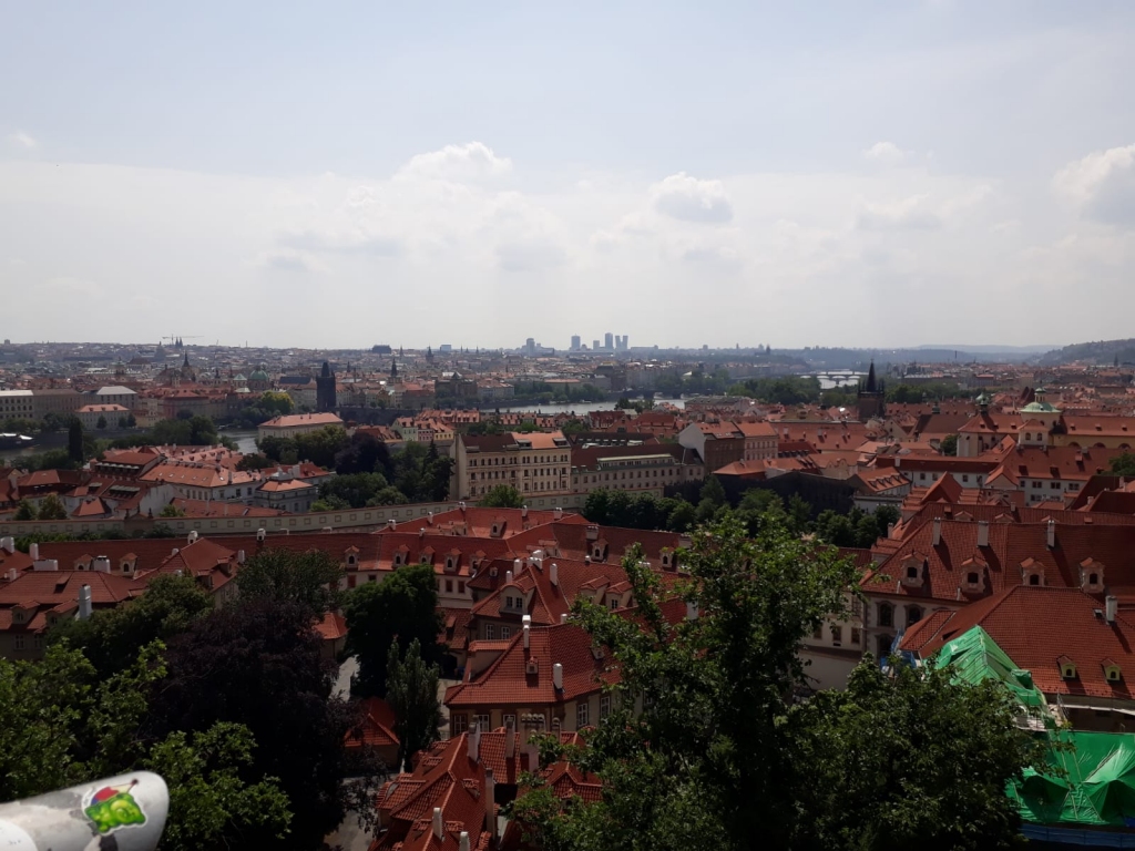 Smiltenieši Čehijā spiež ''ķepu" Tūrisma zirneklim
