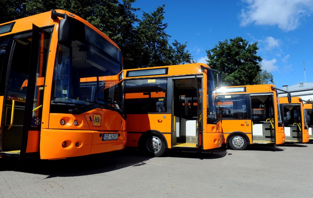 Izmaiņas autobusu kustībā skolēnu brīvlaikā