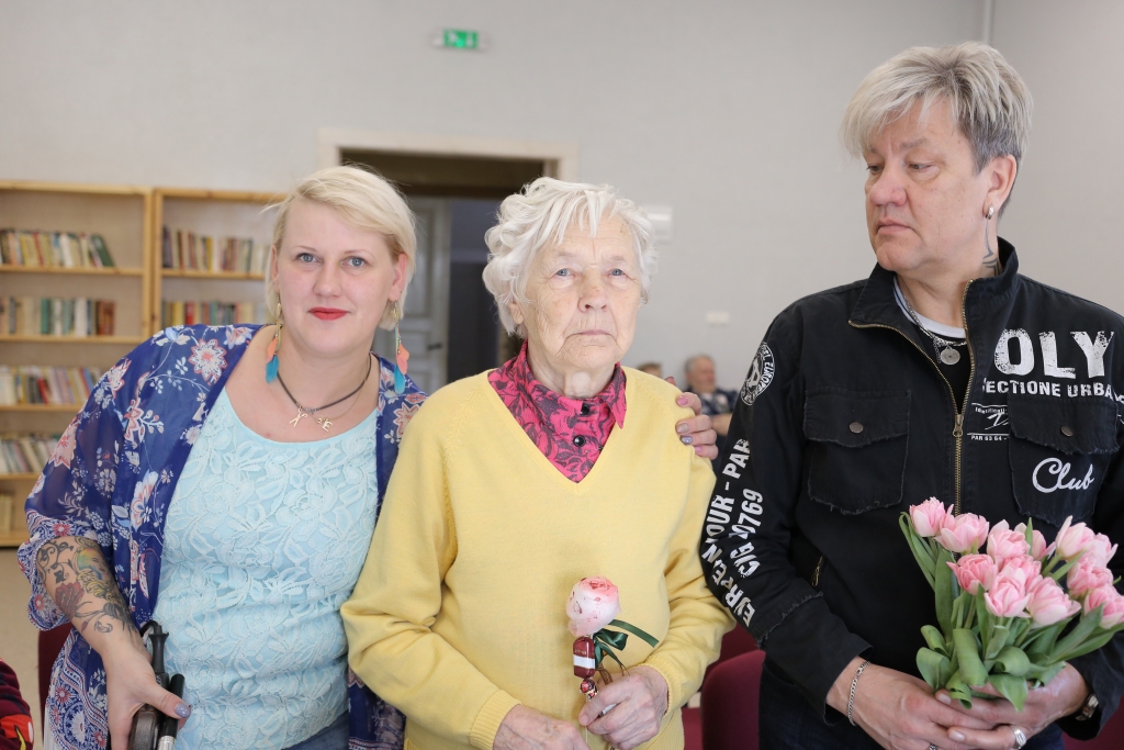 FOTO: Uzņēmēja Evita Ozoliņa-Brence savu brīvdienu izmanto, darot labu otram