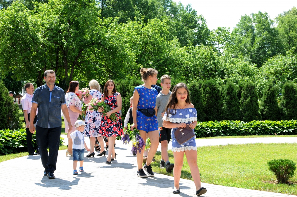 FOTO: 9.klašu izlaidums Valkas Jāņa Cimzes ģimnāzijā